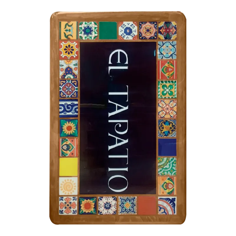 Espanol 025 en acabado Almendra Oscuro
